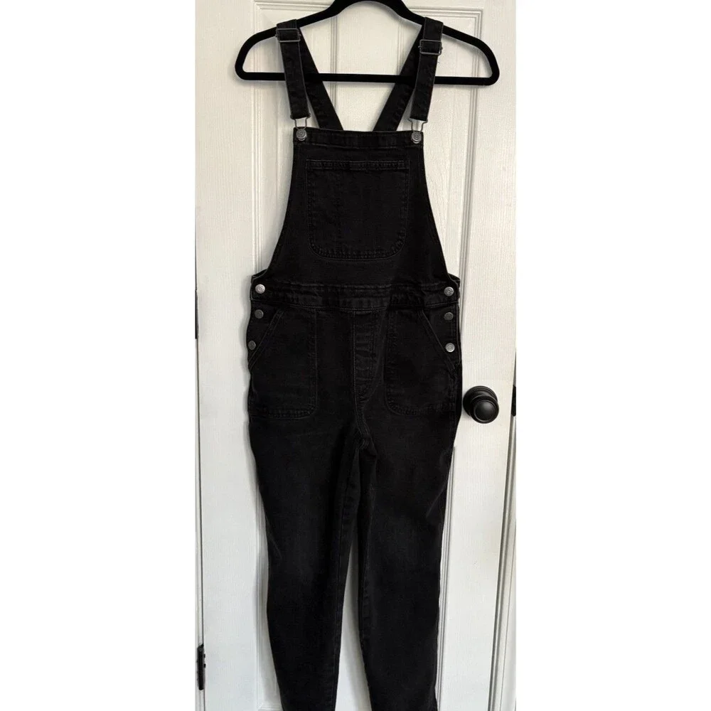 Old Navy Washed Black Denim Overalls Women's Size 8 Button 26
